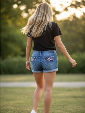 Soundgirl patriotic shorts